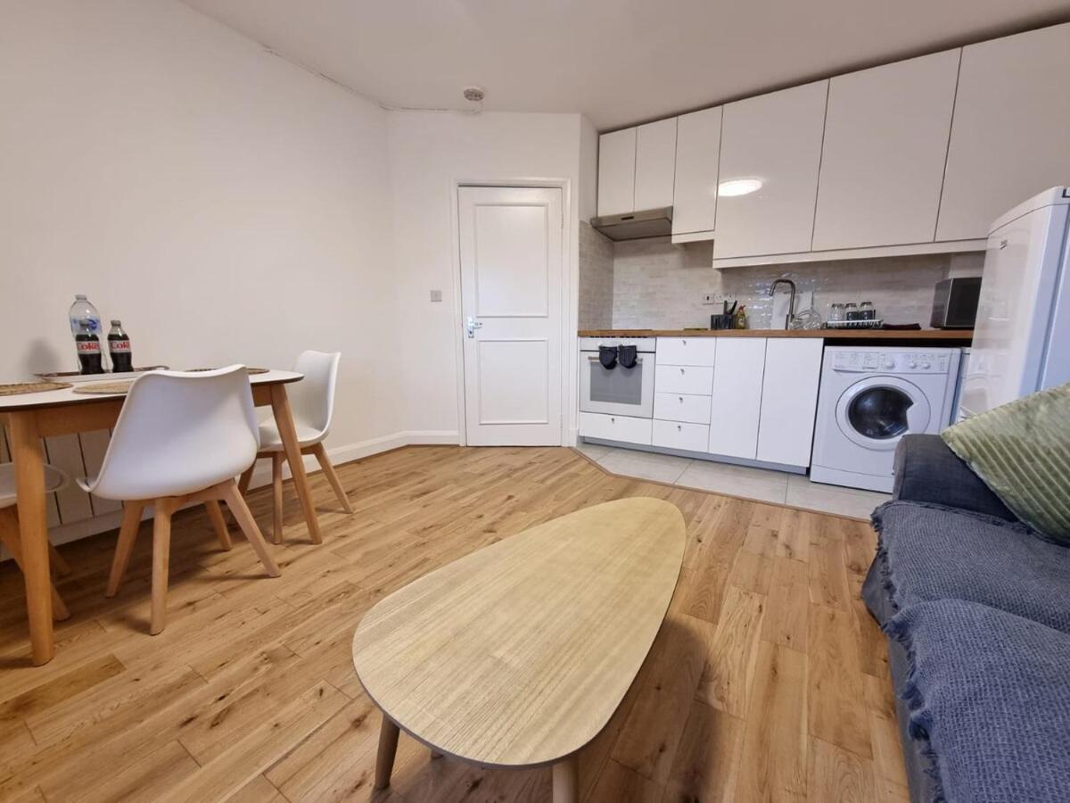 Boutique Contemporary Hyde Park Flat Londres